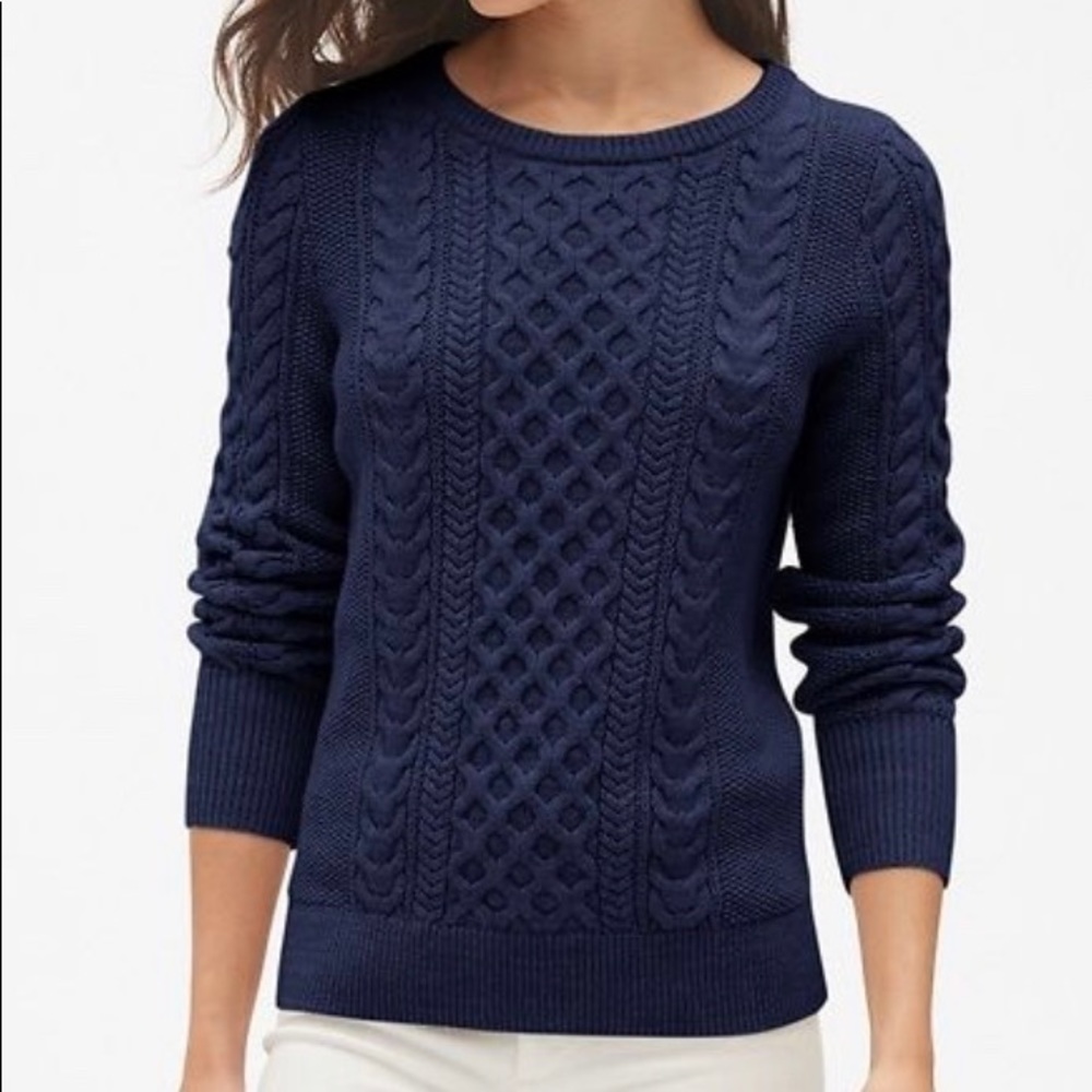 Gap • Cable Sweater